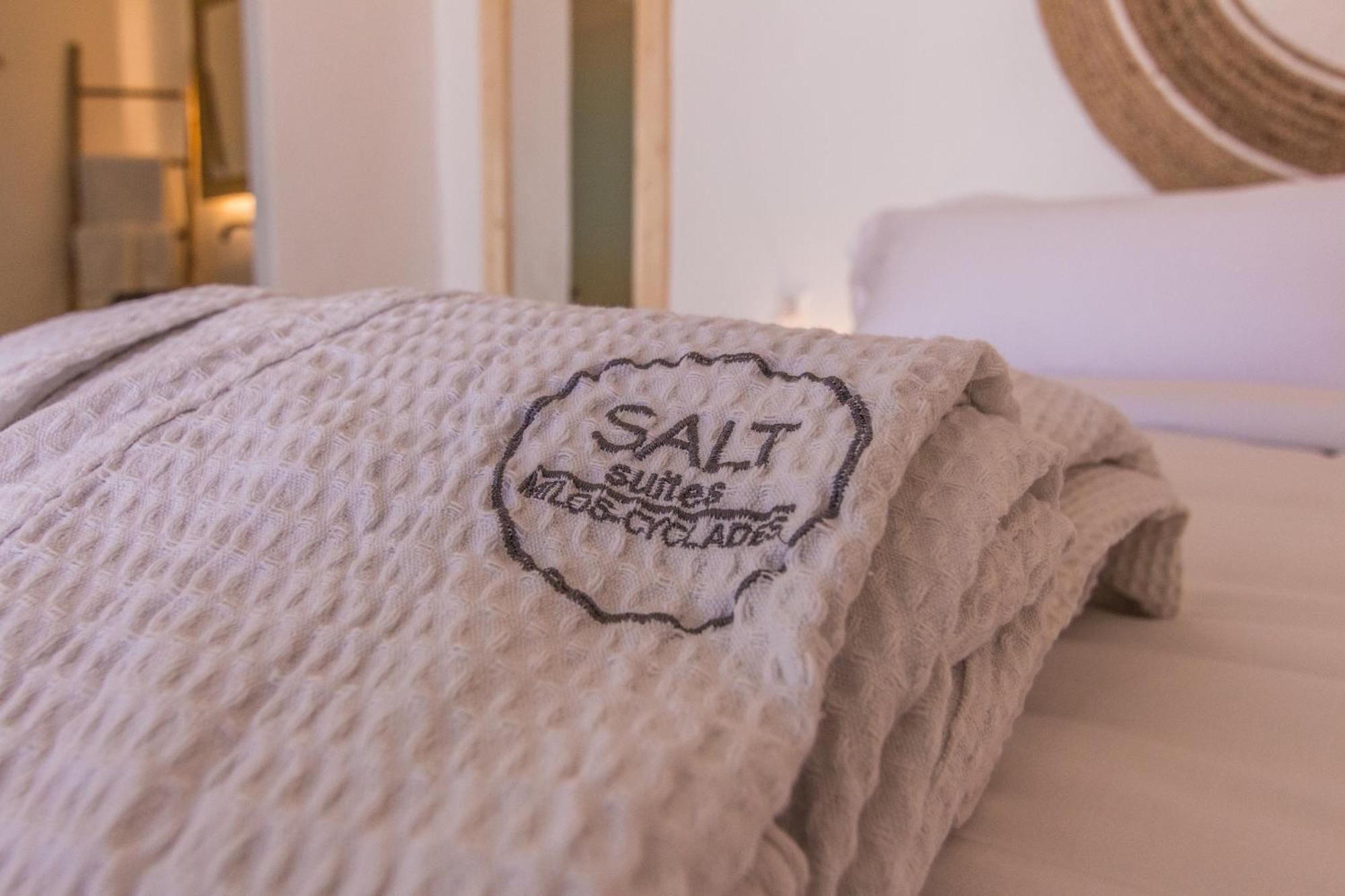 Salt Suites Milos Pollonia Exterior photo